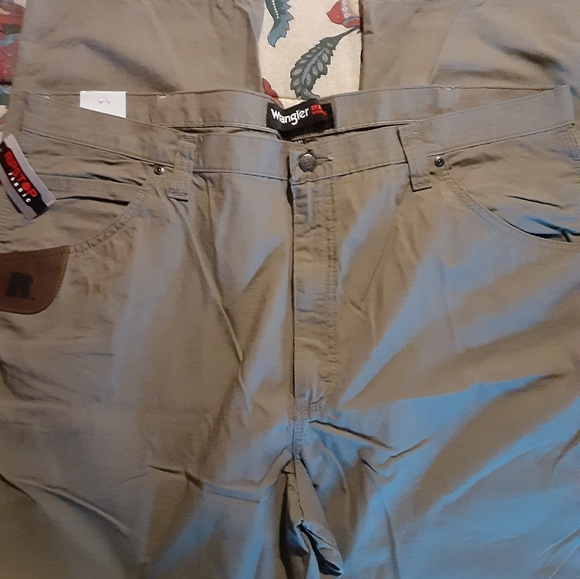 Mens NWT WRANGLER RIGGS WORKWEAR PANTS 42X30 - Picture 2 of 4